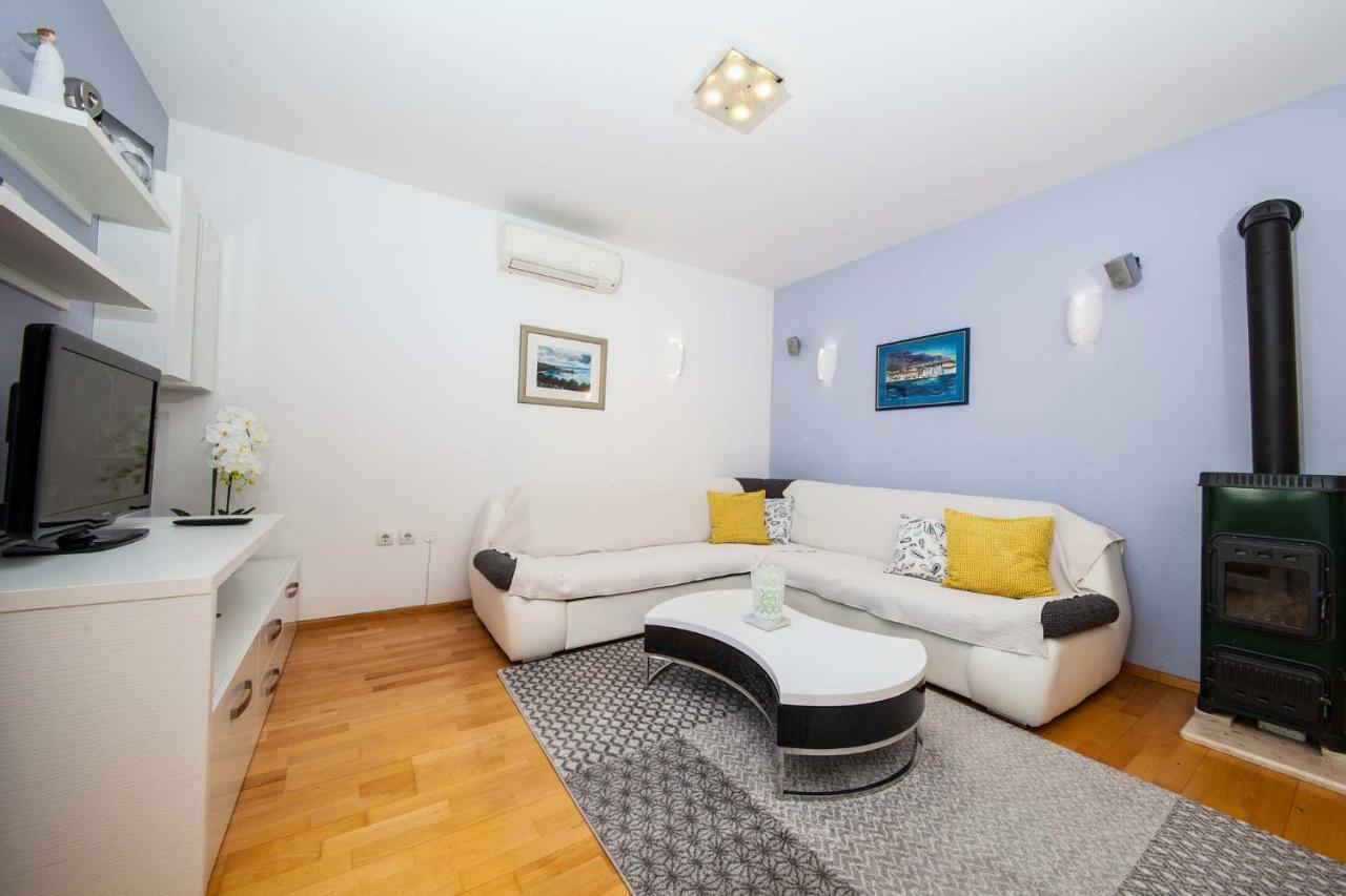 Apartment Sarena Макарська Екстер'єр фото