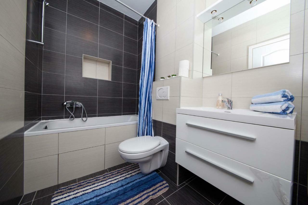 Apartment Sarena Макарська Екстер'єр фото