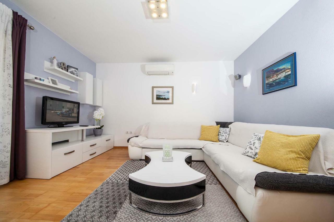 Apartment Sarena Макарська Екстер'єр фото